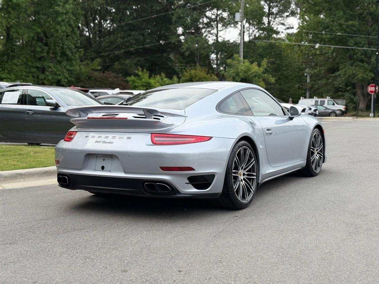 Porsche 911  2016