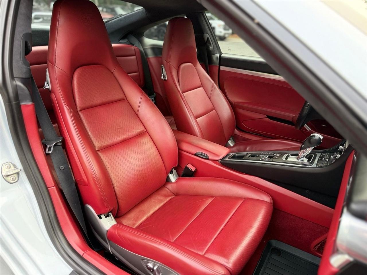 Porsche 911  2016