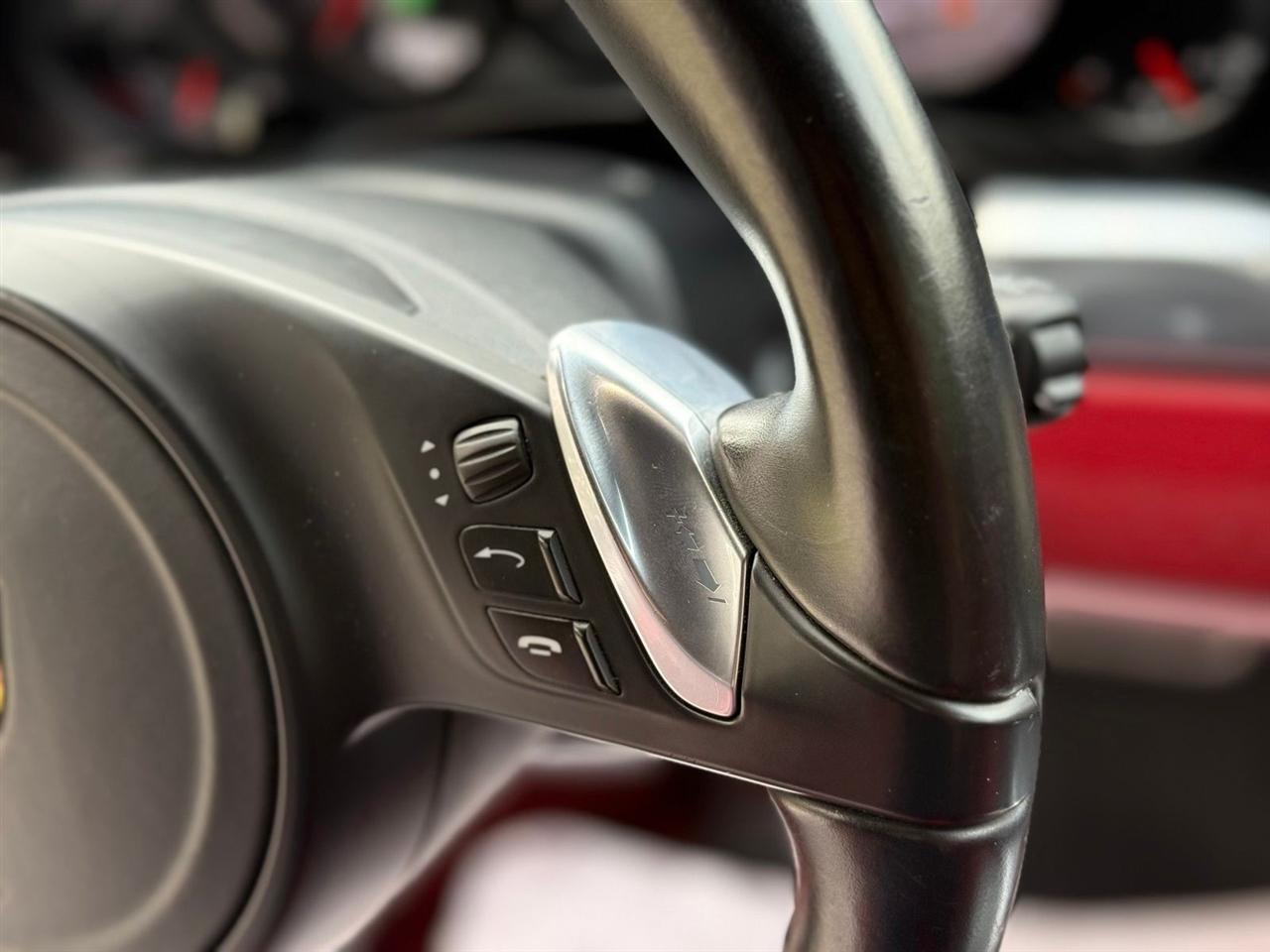 Porsche 911  2016
