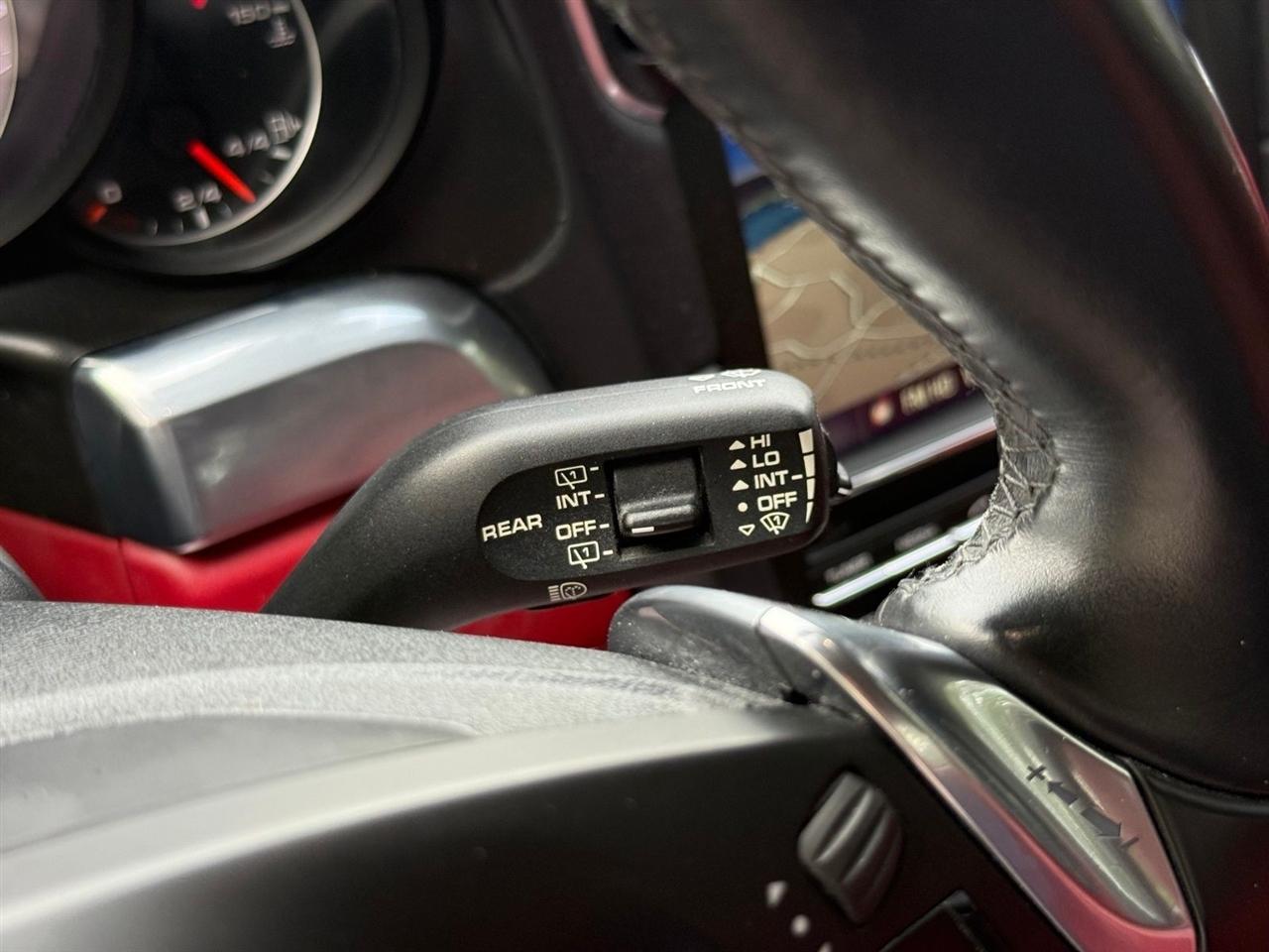 Porsche 911  2016