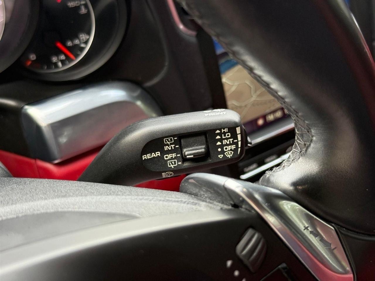 Porsche 911  2016