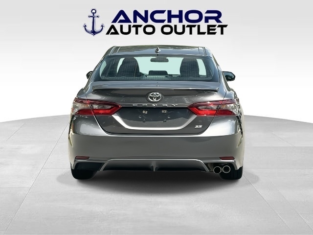 Toyota Camry SE 2023