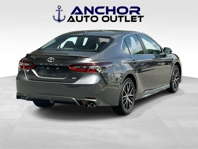 Toyota Camry SE 2023