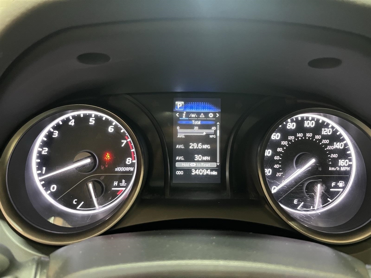 Toyota Camry SE 2023