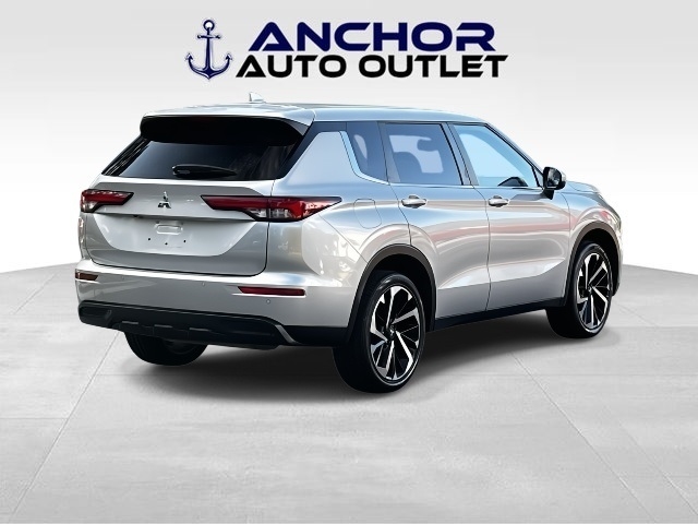 Mitsubishi Outlander ES 2WD 2022