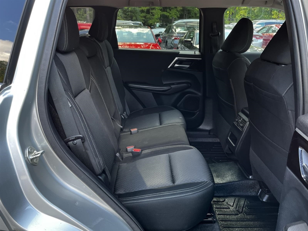 Mitsubishi Outlander ES 2WD 2022