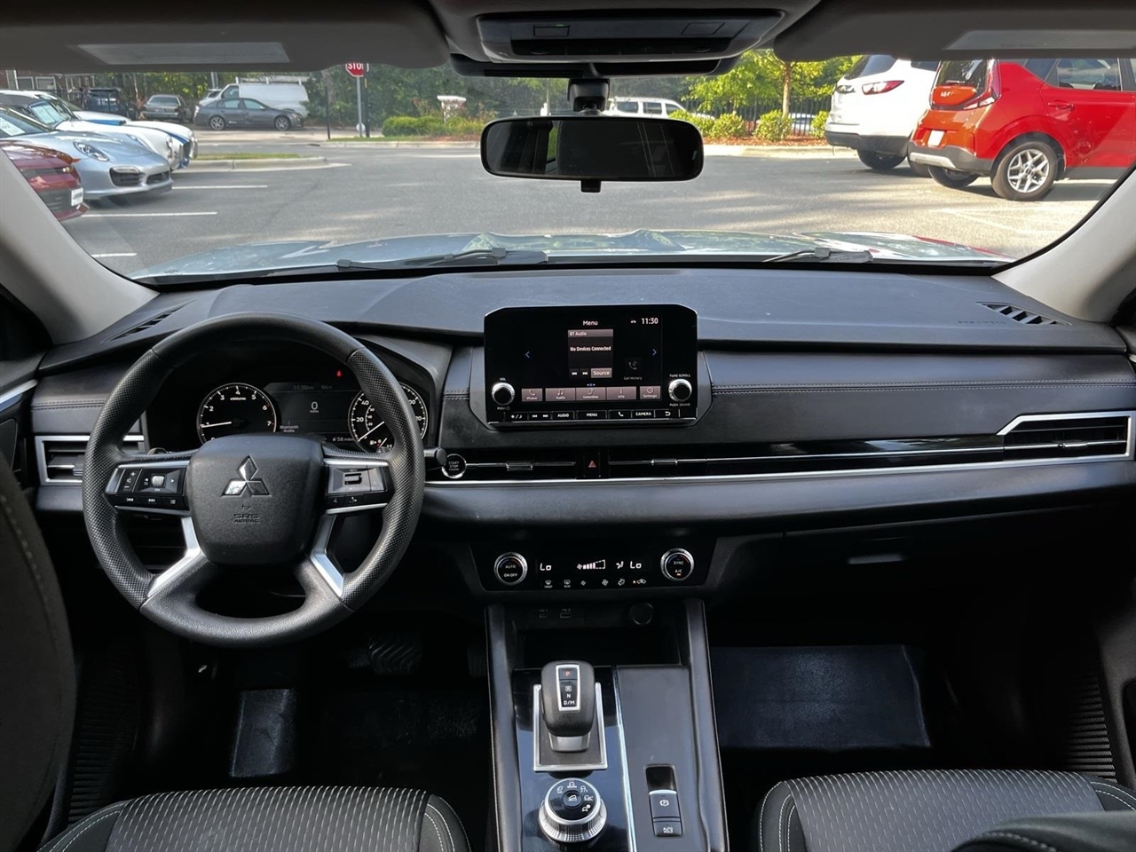 Mitsubishi Outlander ES 2WD 2022