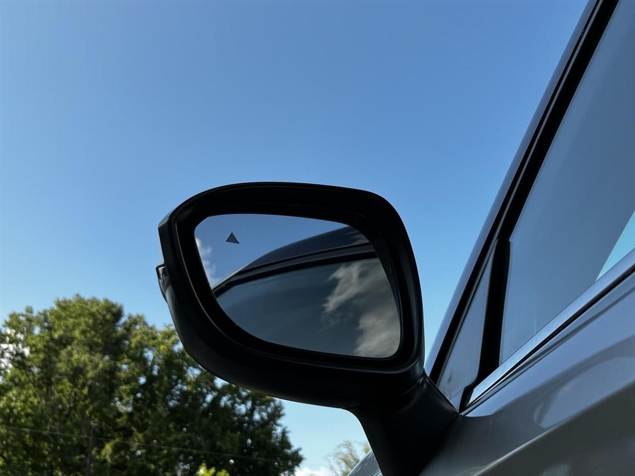 Mitsubishi Outlander  2022