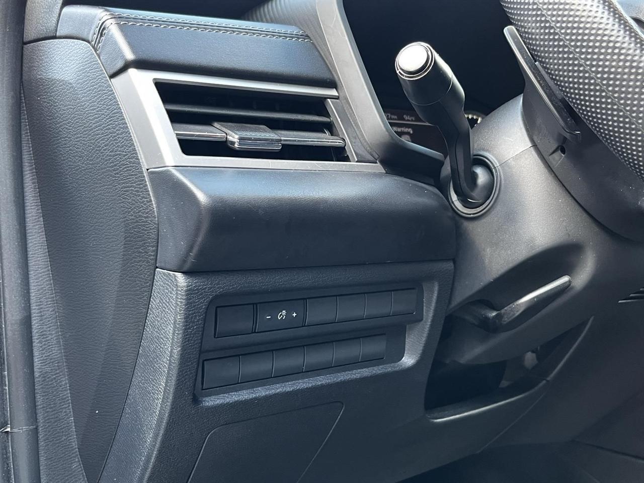 Mitsubishi Outlander  2022