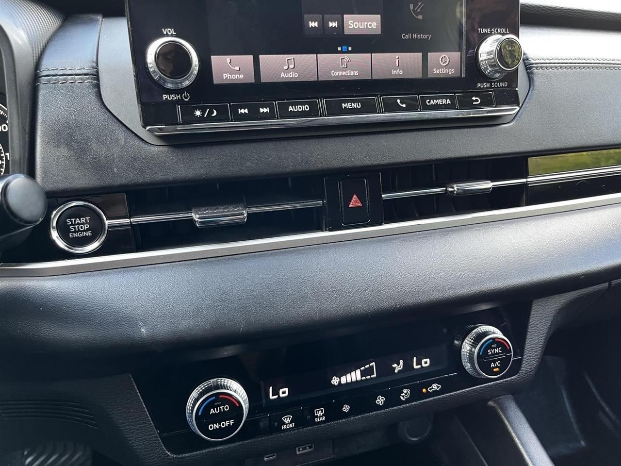 Mitsubishi Outlander  2022