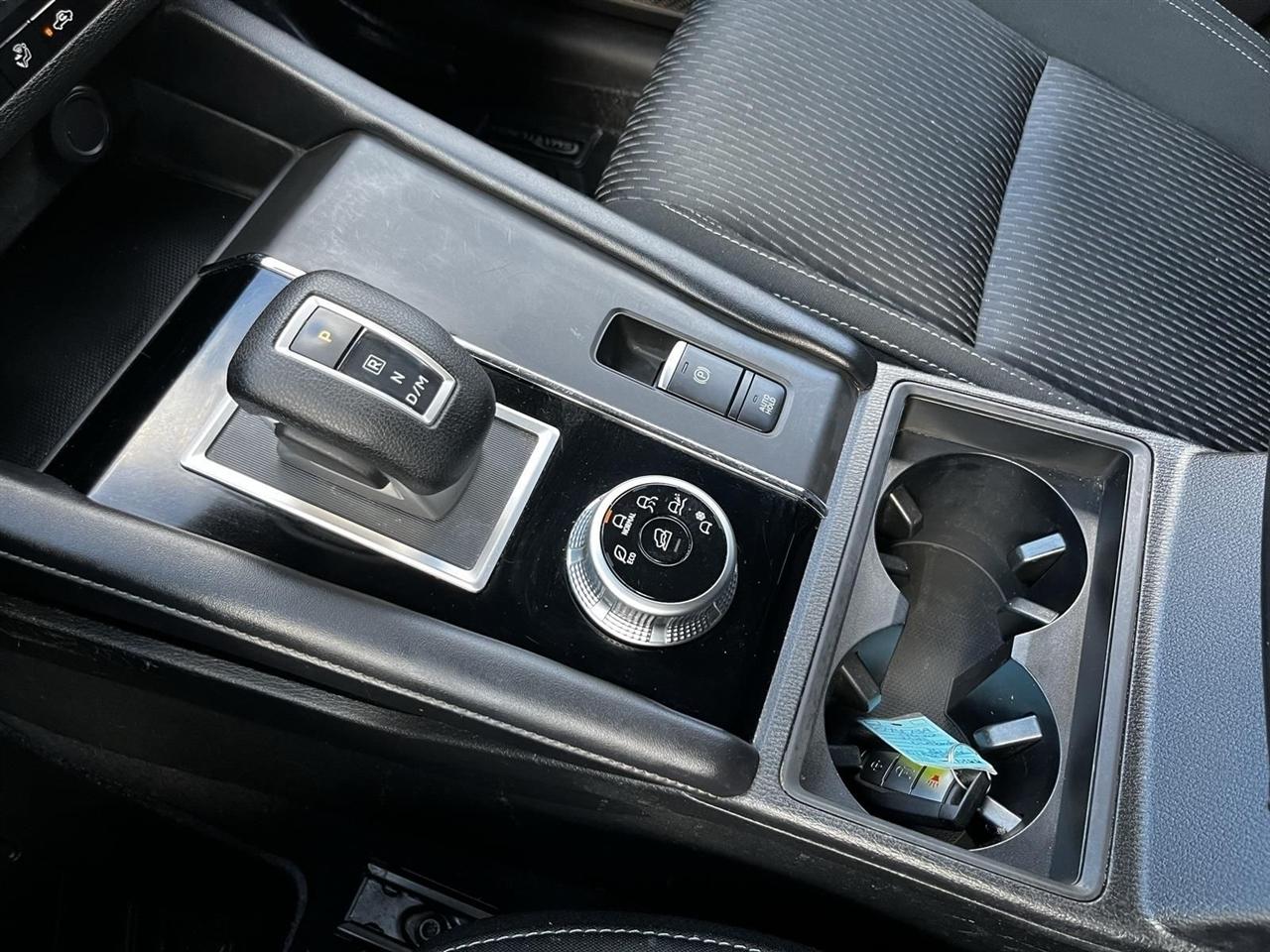 Mitsubishi Outlander  2022