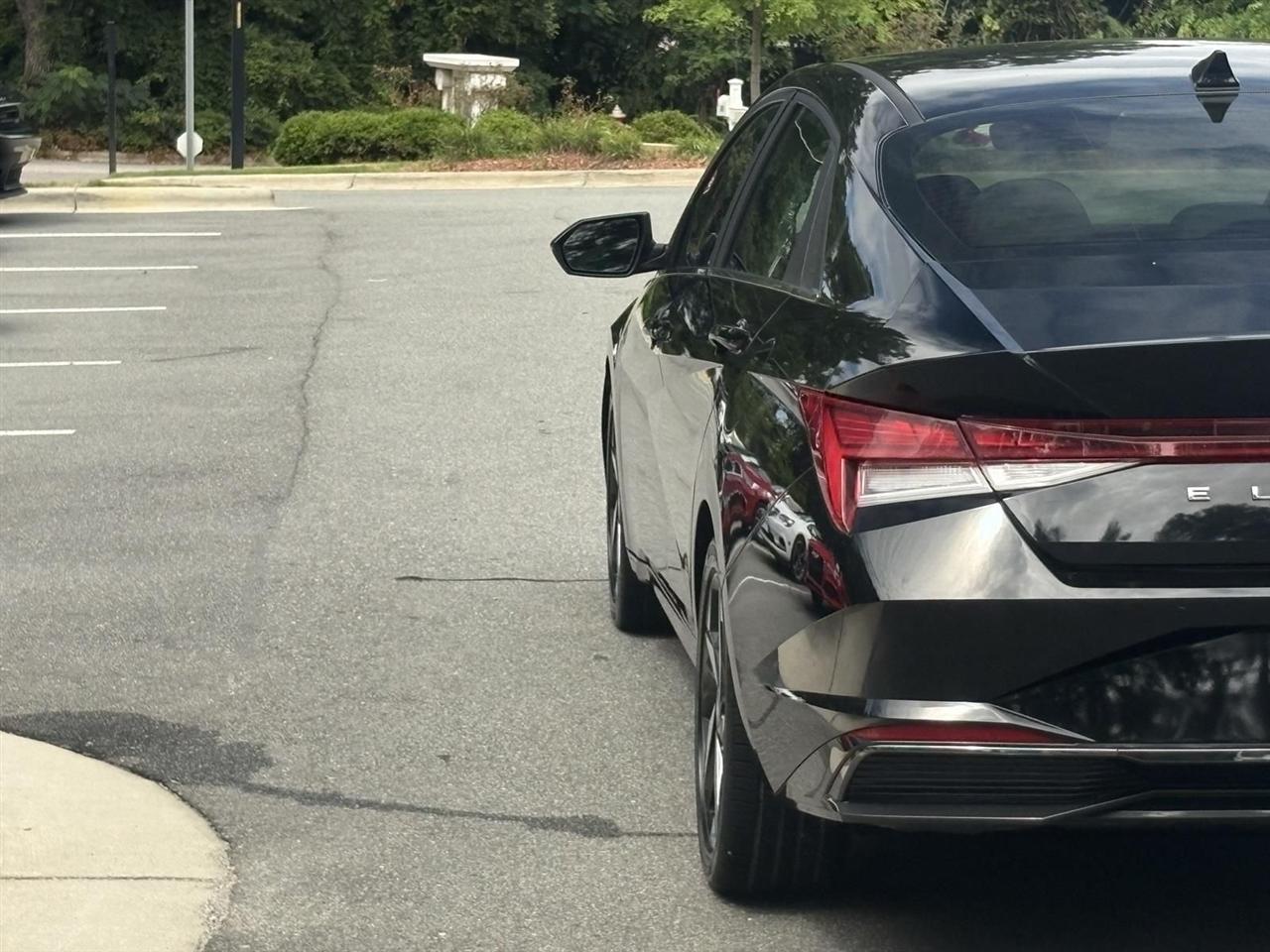 Hyundai Elantra  2023