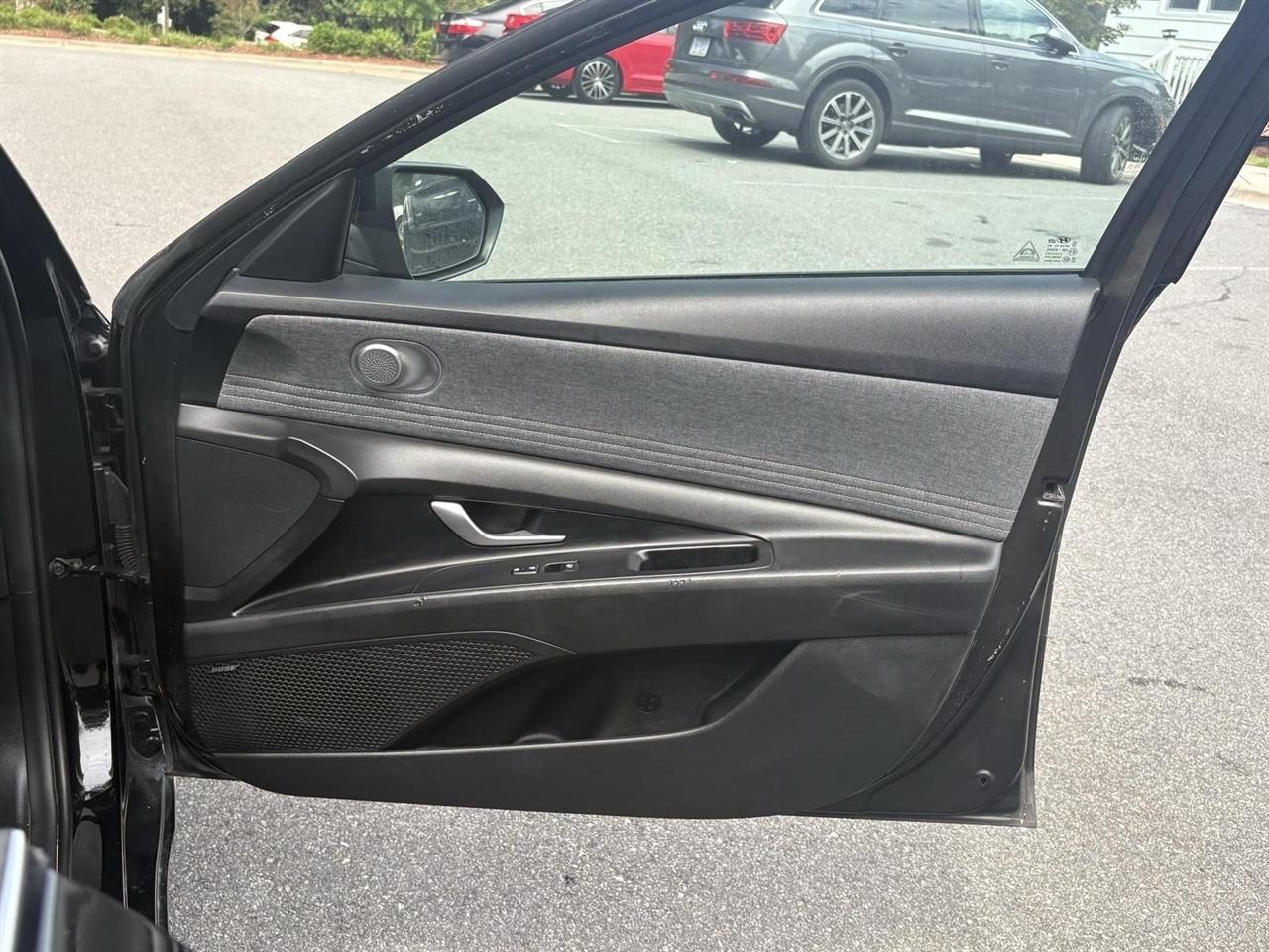 Hyundai Elantra  2023