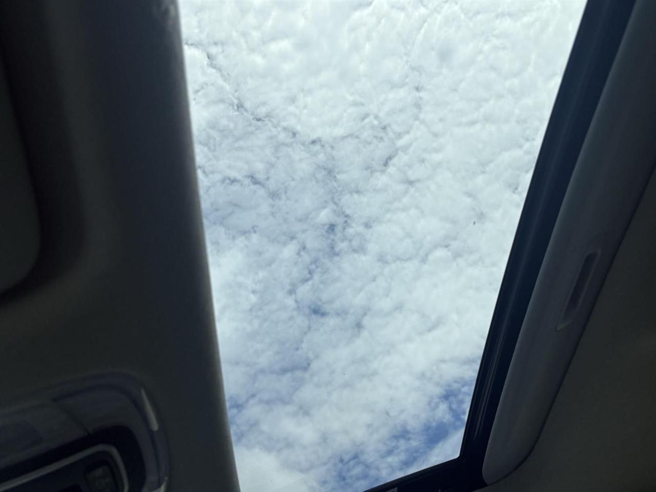 Hyundai Elantra  2023