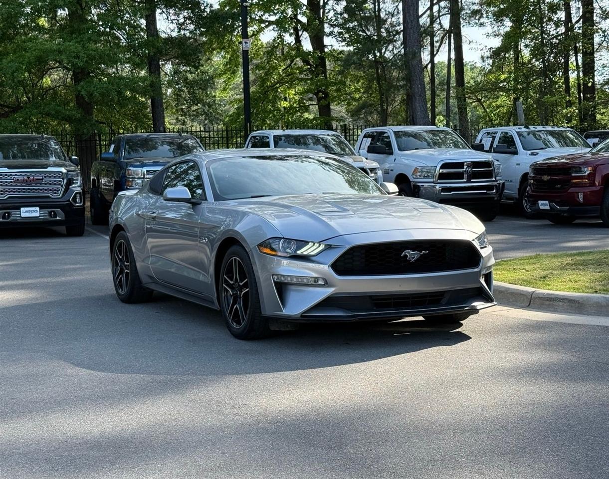 Ford Mustang  2020