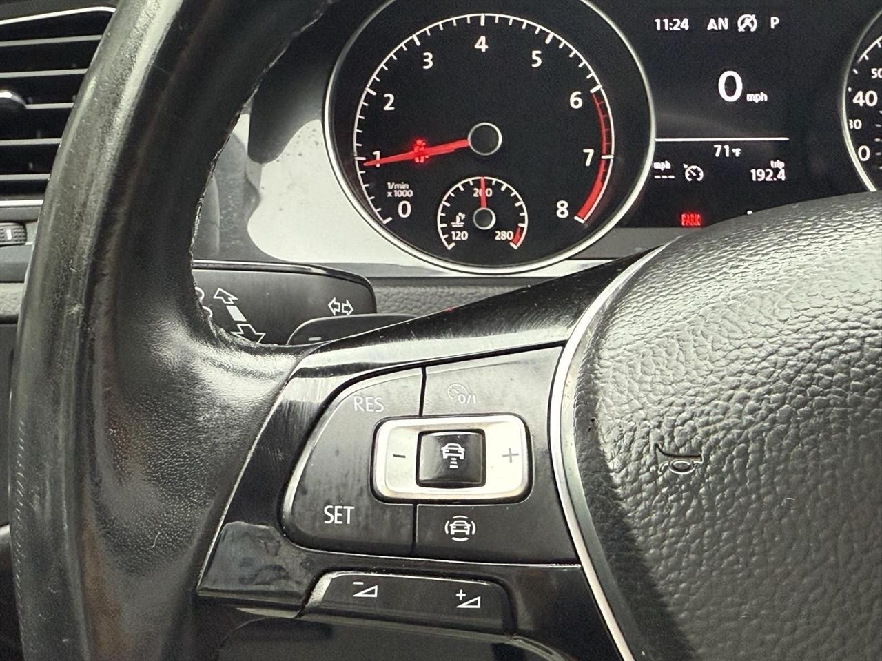 Volkswagen Golf SportWagen  2018