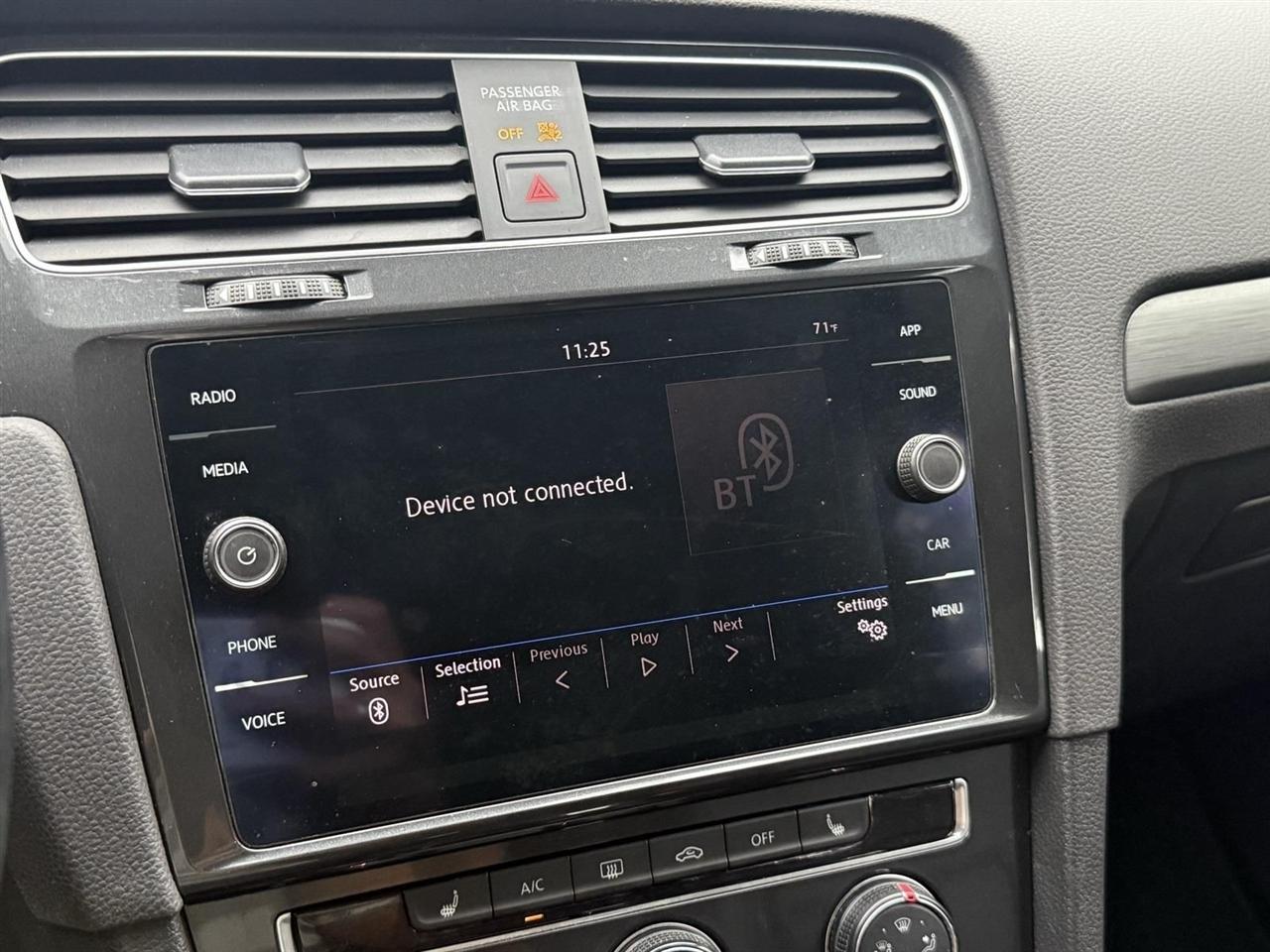 Volkswagen Golf SportWagen  2018