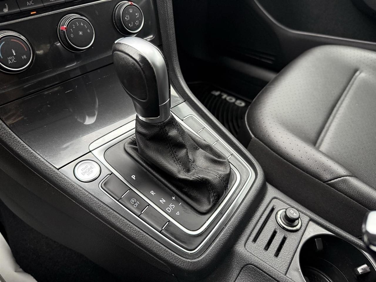 Volkswagen Golf SportWagen  2018