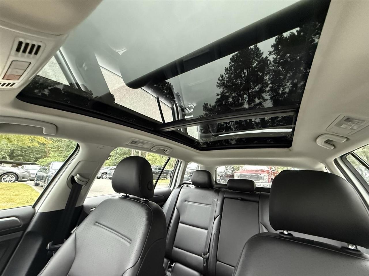 Volkswagen Golf SportWagen  2018