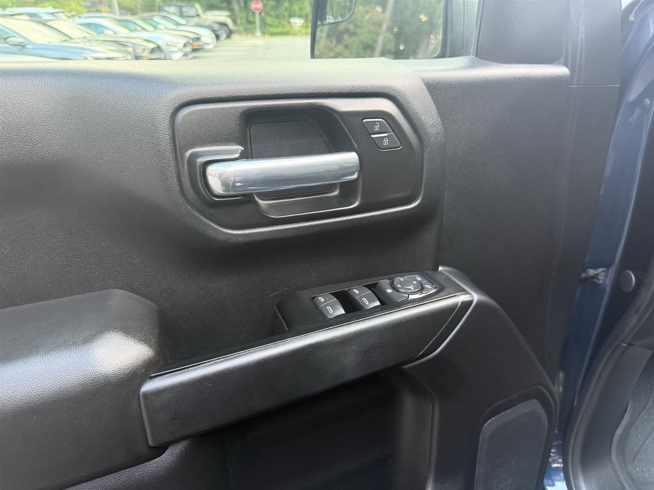 Chevrolet Silverado 1500 Custom Double Cab 4WD 2019