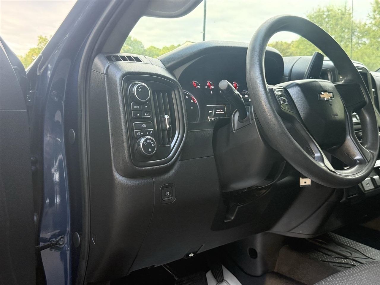 Chevrolet Silverado 1500 Custom Double Cab 4WD 2019