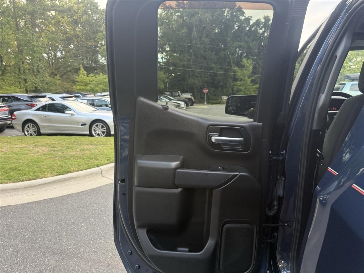 Chevrolet Silverado 1500 Custom Double Cab 4WD 2019