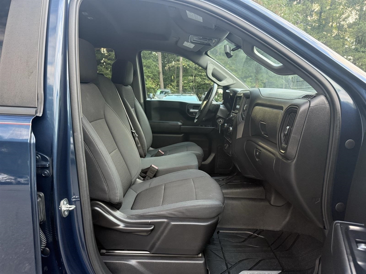 Chevrolet Silverado 1500 Custom Double Cab 4WD 2019