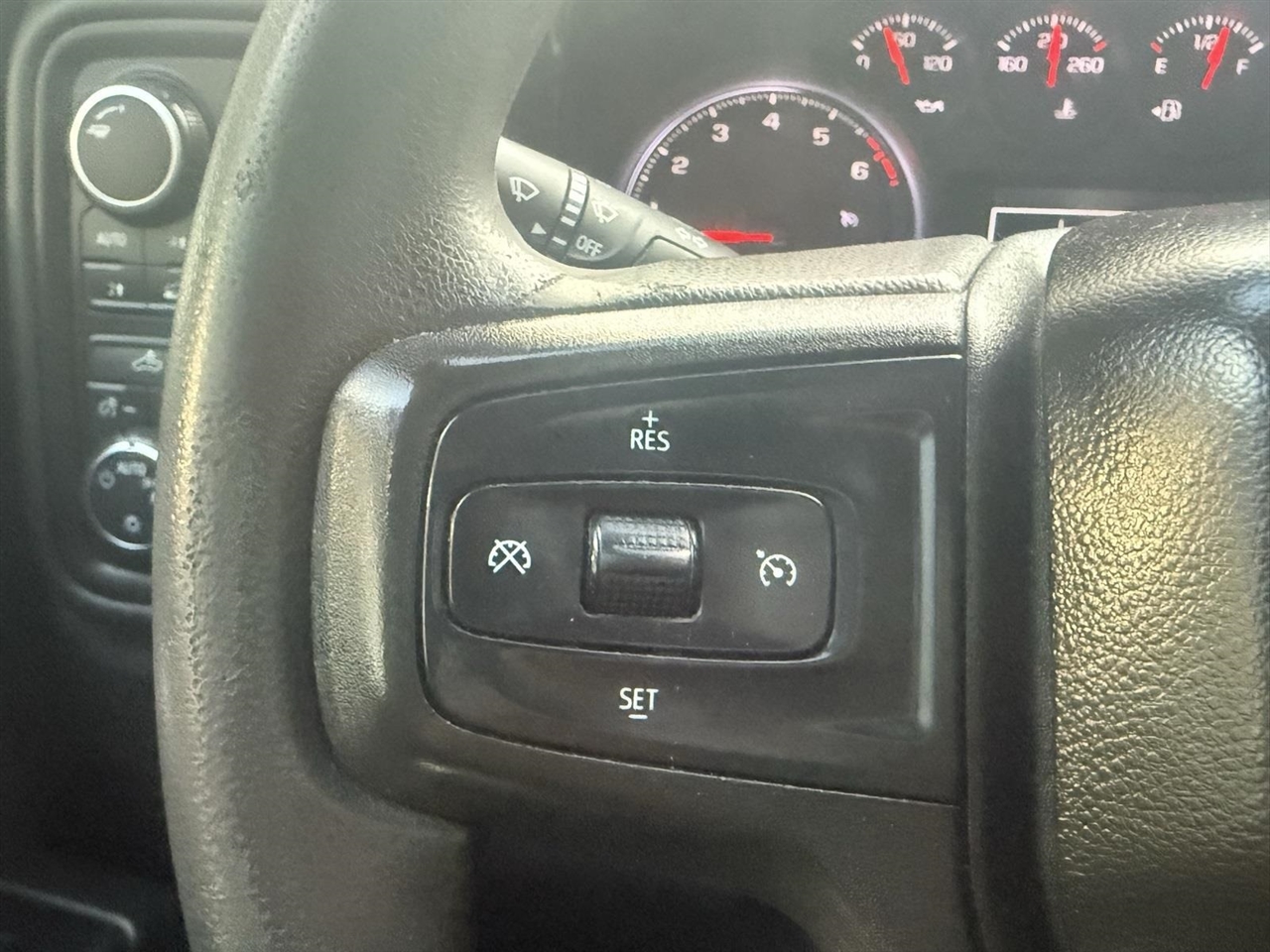 Chevrolet Silverado 1500 Custom Double Cab 4WD 2019