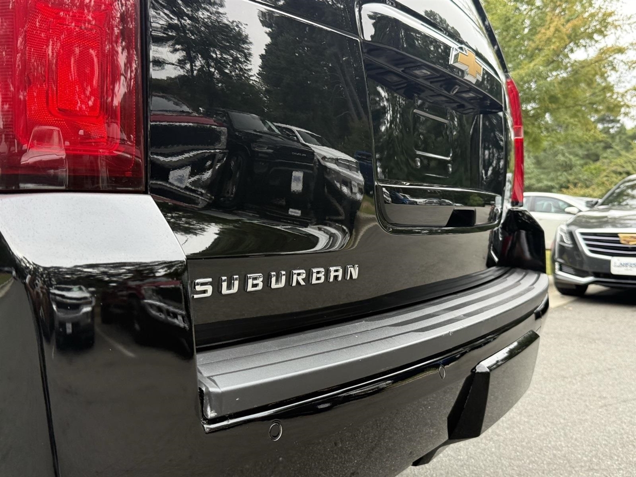 Chevrolet Suburban LT 4WD 2018
