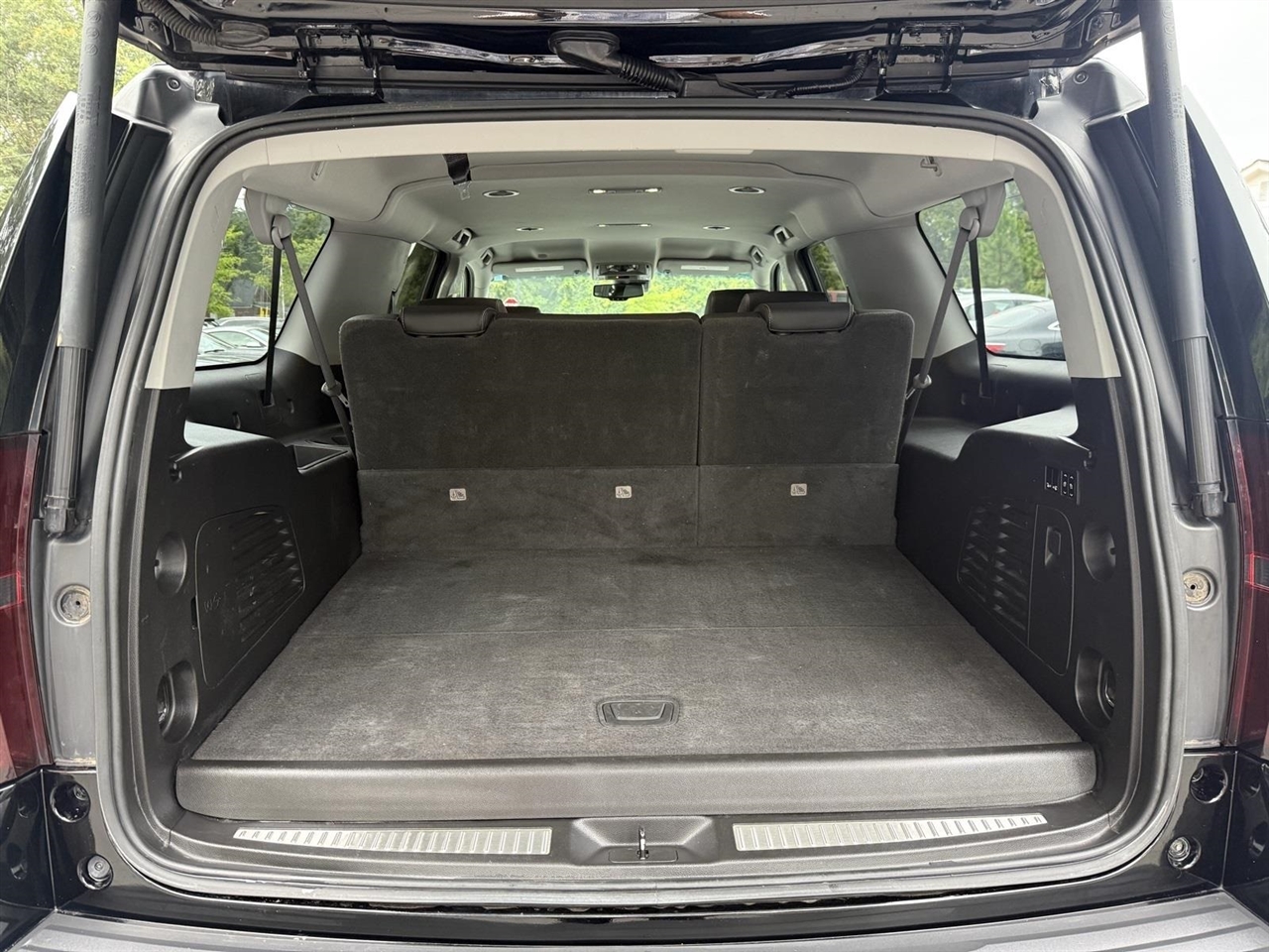 Chevrolet Suburban LT 4WD 2018