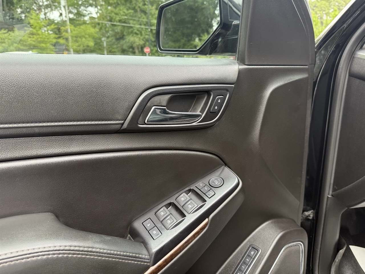 Chevrolet Suburban LT 4WD 2018