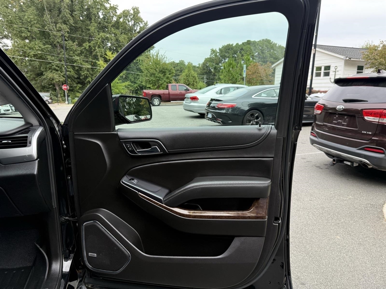 Chevrolet Suburban LT 4WD 2018