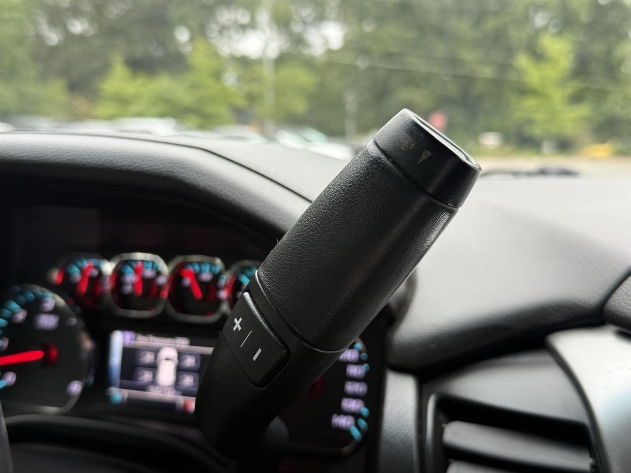 Chevrolet Suburban LT 4WD 2018