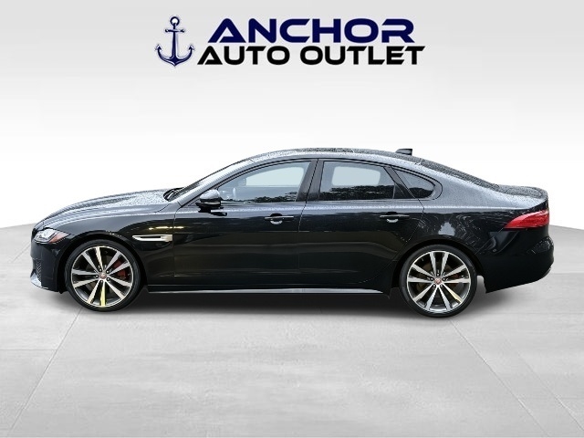 2016 Jaguar XF S photo 4