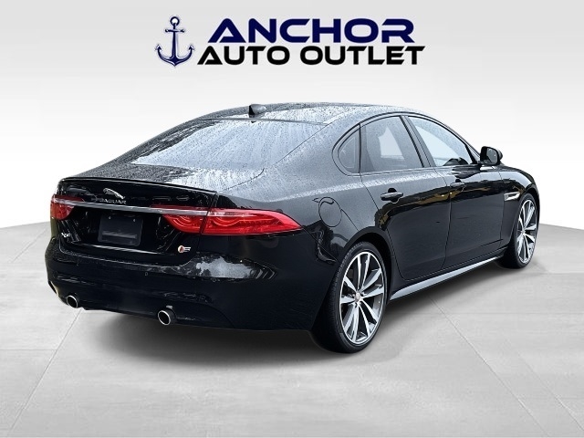 2016 Jaguar XF S photo 8