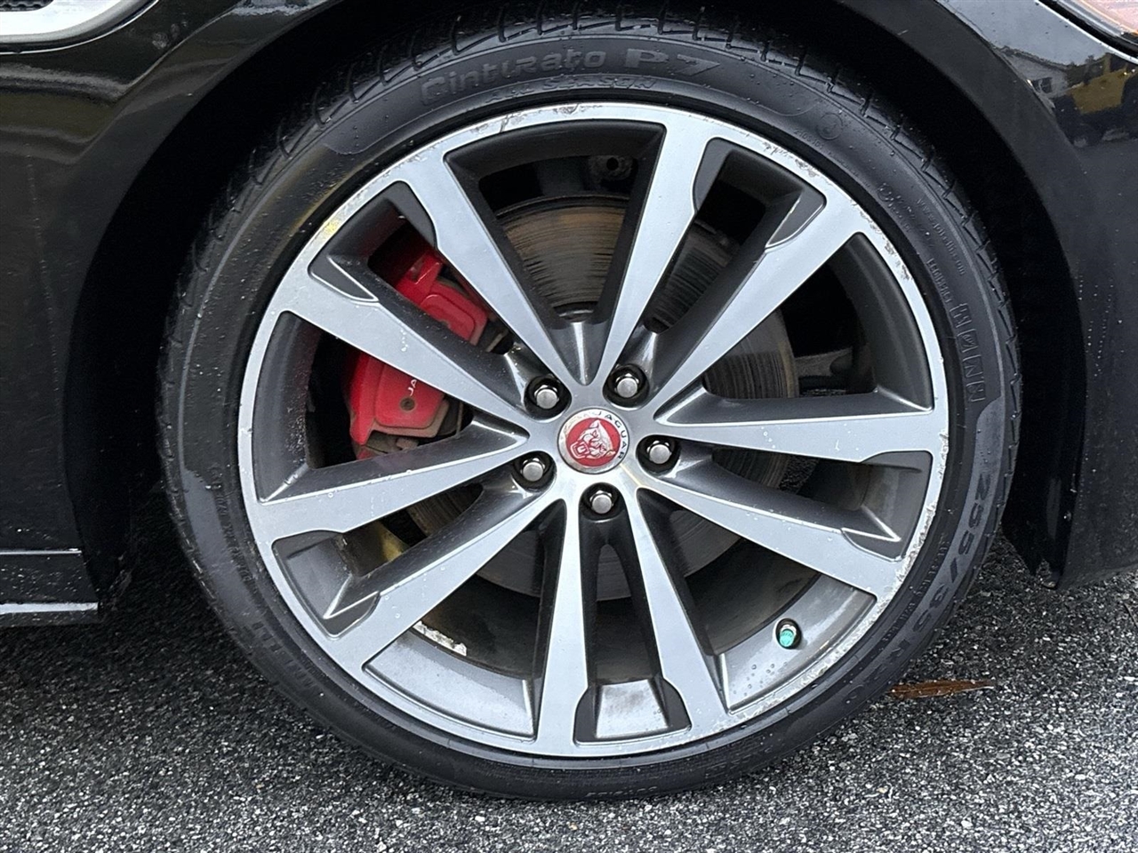 2016 Jaguar XF S photo 11