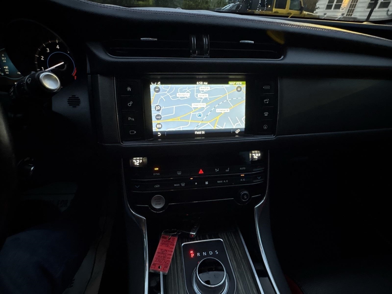 2016 Jaguar XF S photo 28