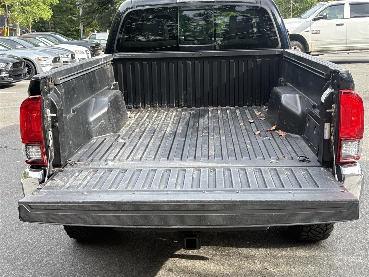 2019 Toyota Tacoma SR5 Double Cab Long Bed V6 4x4 photo 8