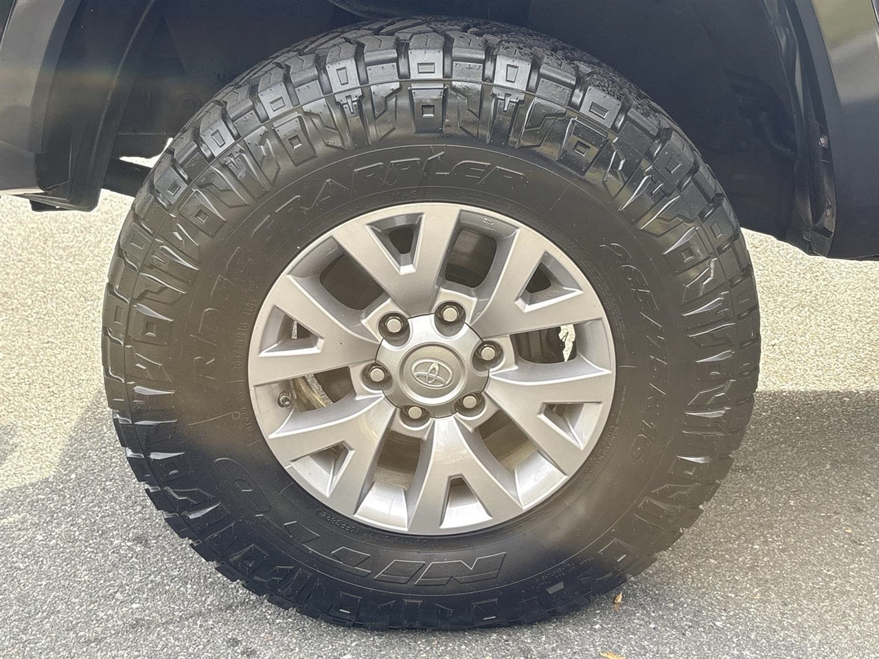 2019 Toyota Tacoma SR5 Double Cab Long Bed V6 4x4 photo 13