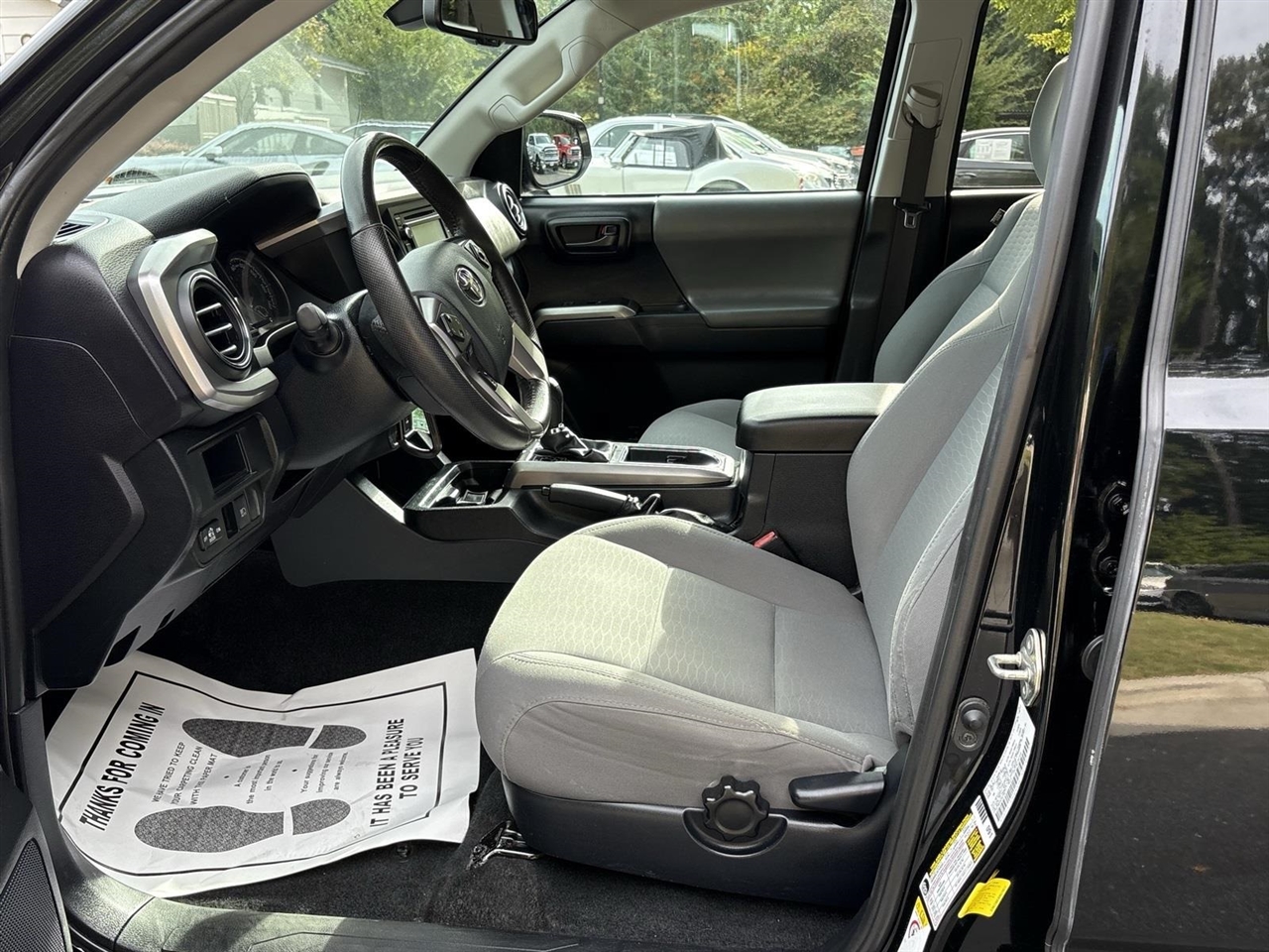 2019 Toyota Tacoma SR5 Double Cab Long Bed V6 4x4 photo 16