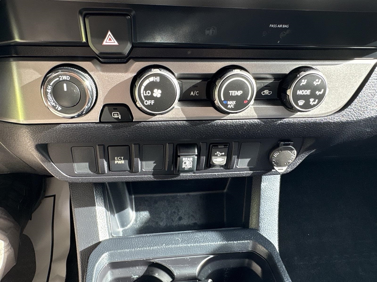 2019 Toyota Tacoma SR5 Double Cab Long Bed V6 4x4 photo 33