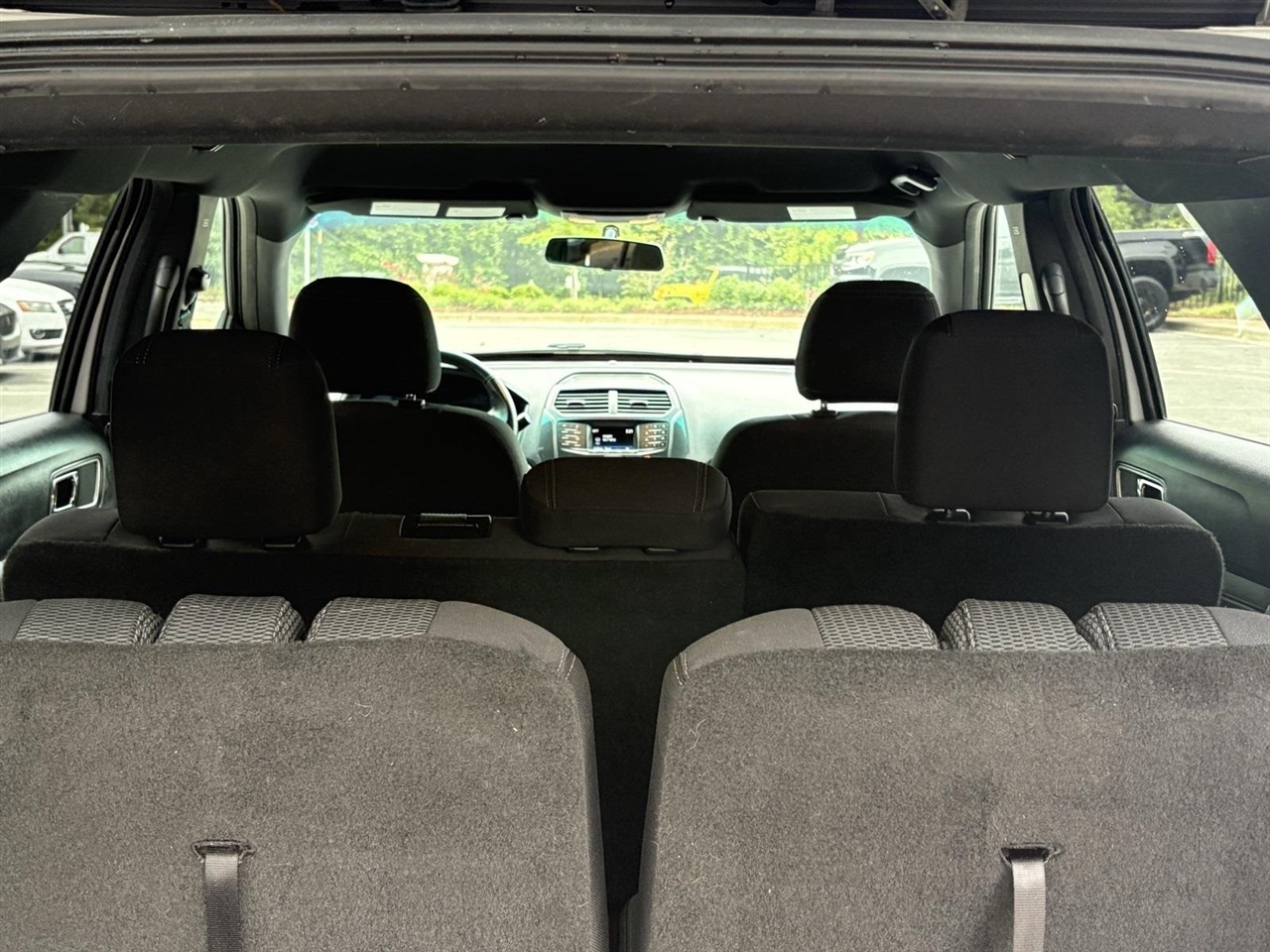 2016 Ford Explorer XLT photo 6