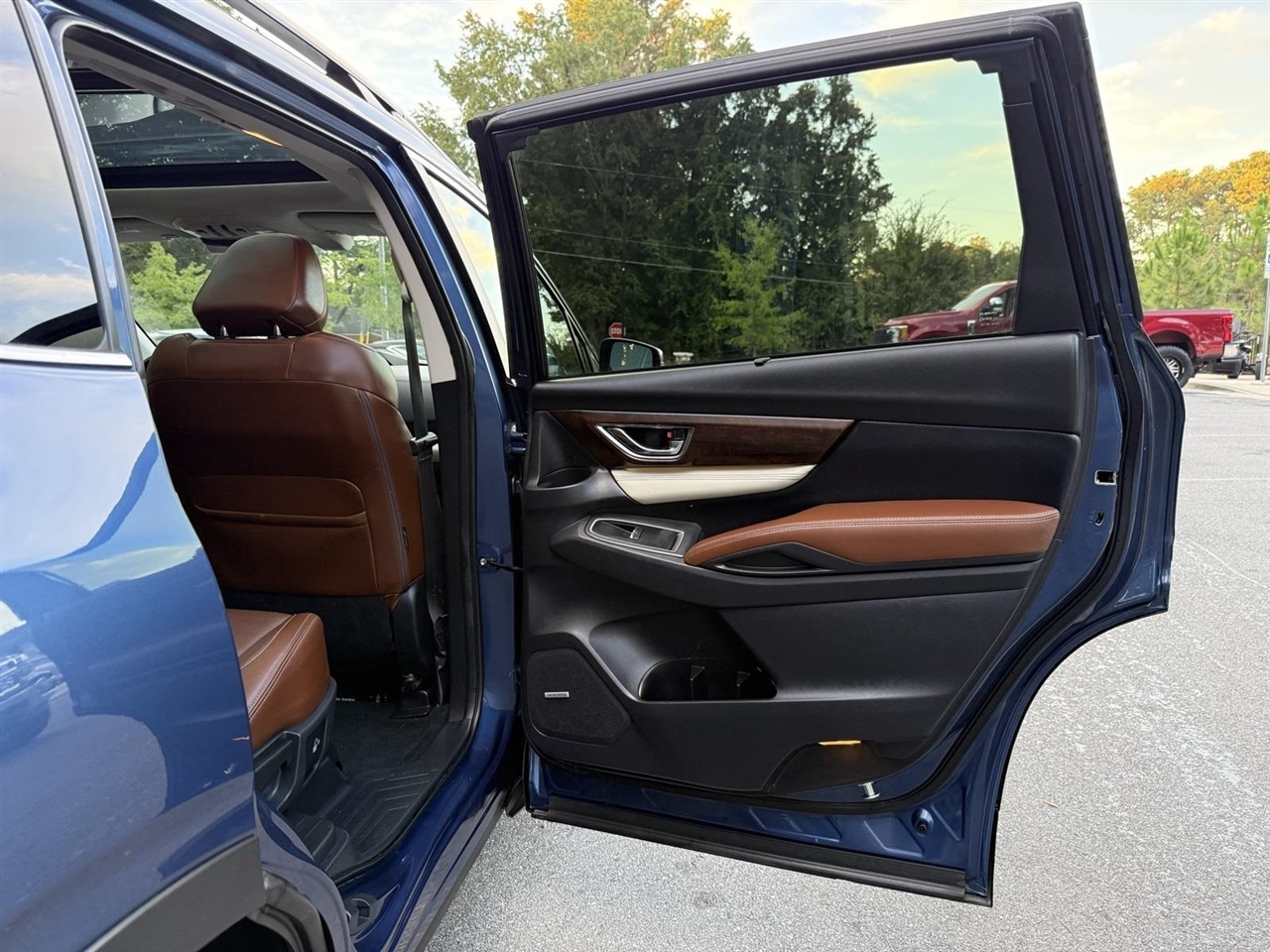 2019 Subaru Ascent Touring photo 17