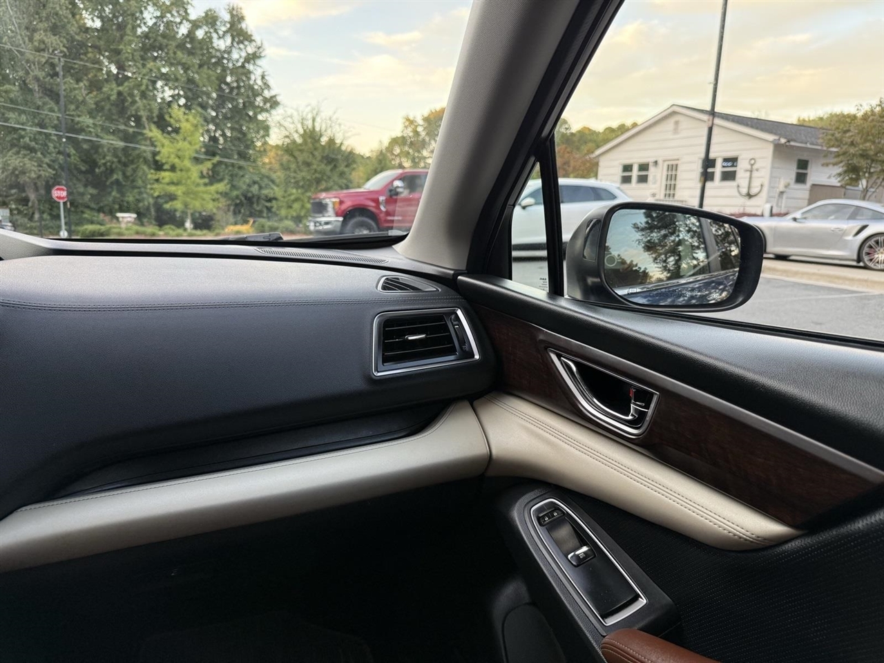 2019 Subaru Ascent Touring photo 22