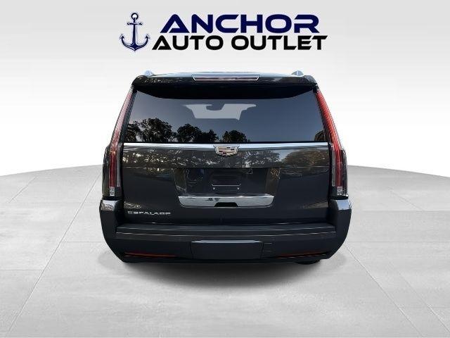 Cadillac Escalade  2016