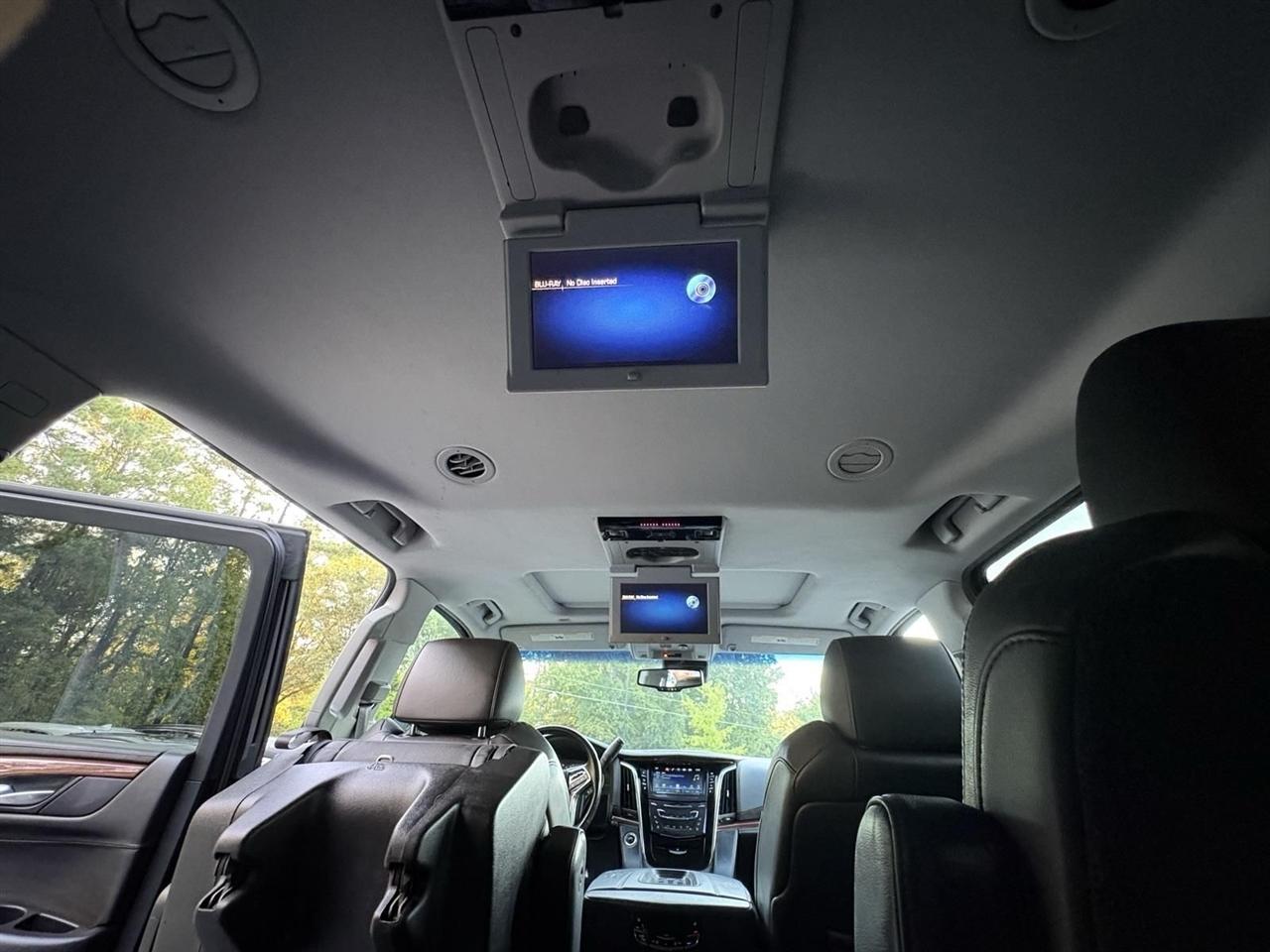 Cadillac Escalade  2016