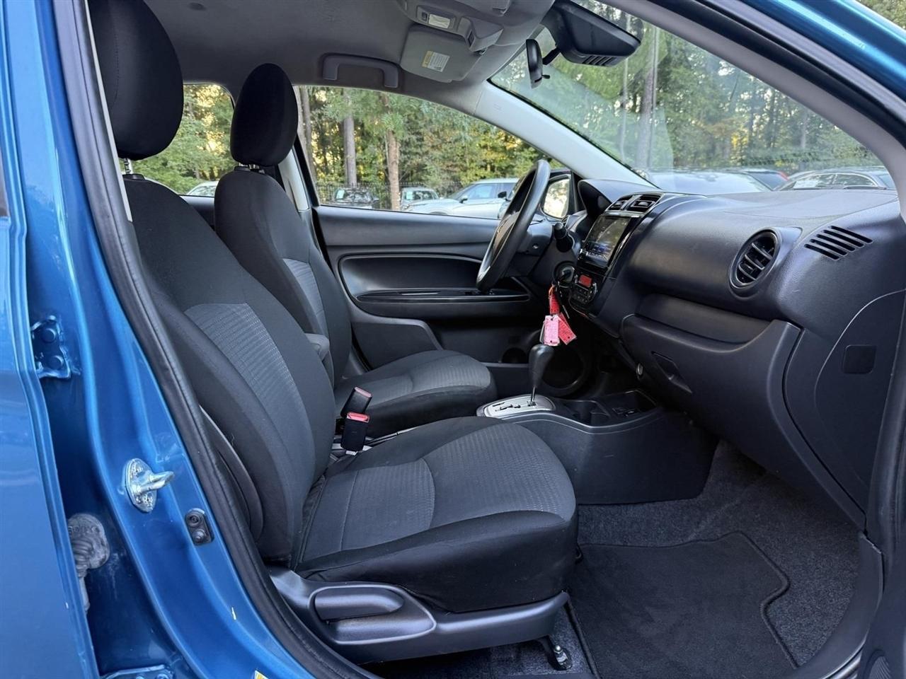 Mitsubishi Mirage G4  2023