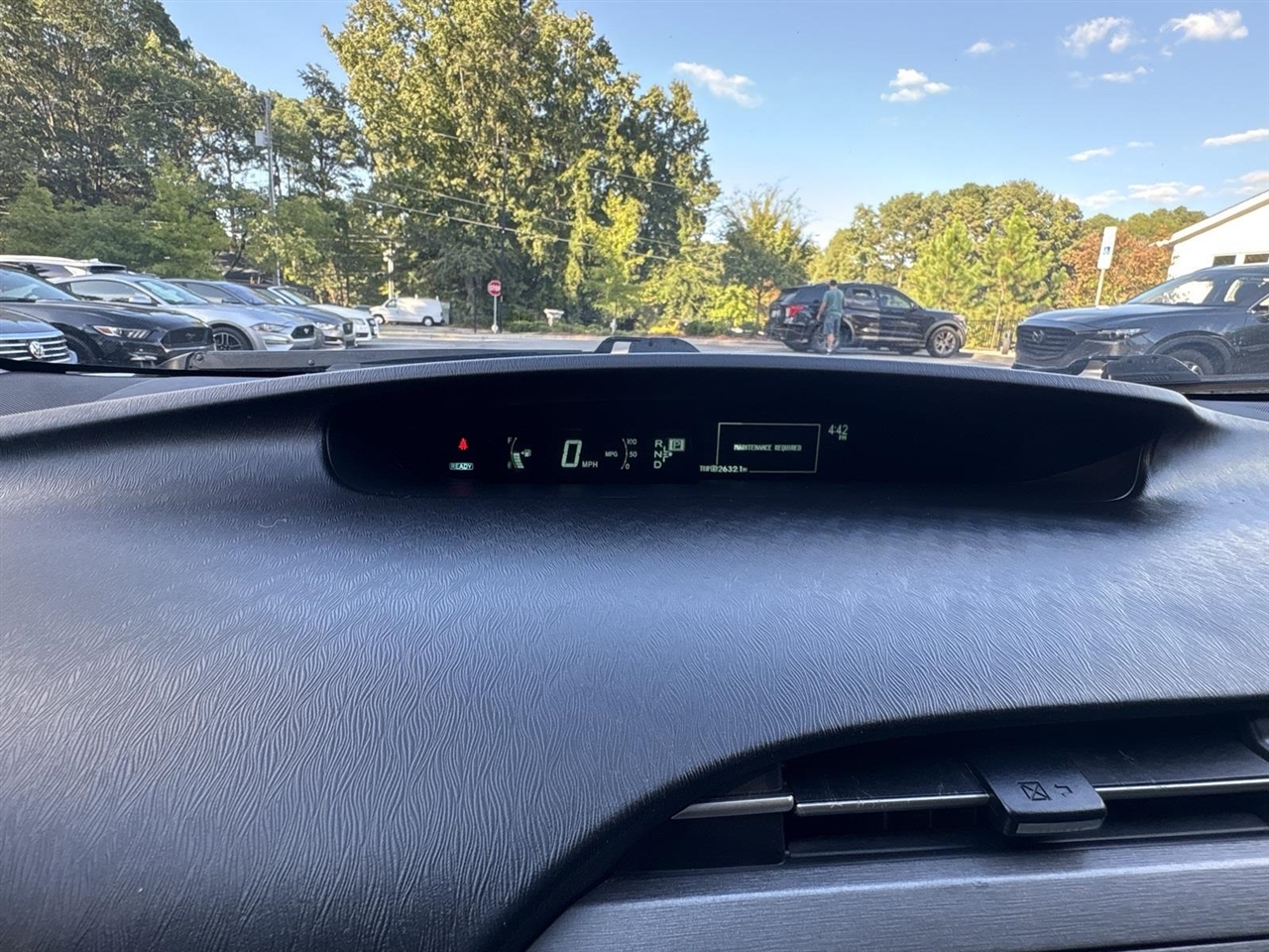 2013 Toyota Prius Three photo 27