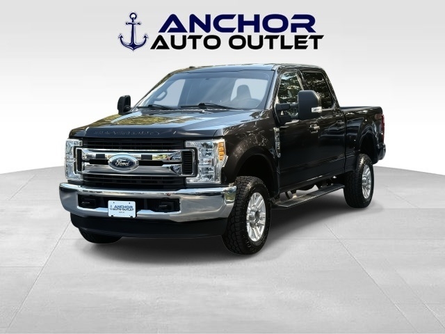 2019 Ford F-250 XLT photo 3