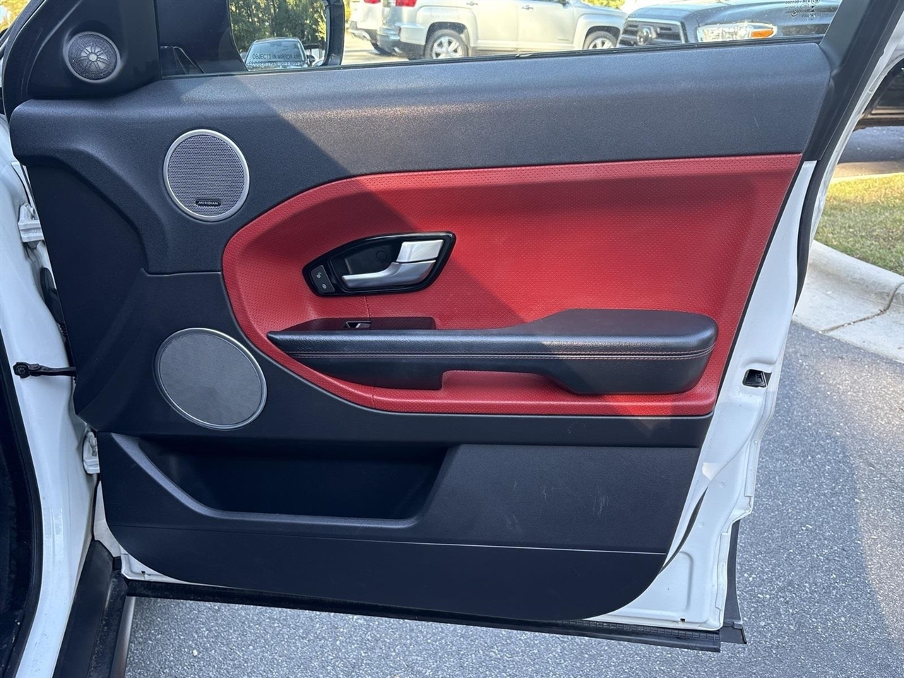 Land Rover Range Rover Evoque Dynamic Premium 5-Door 2015